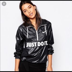 NIKE JUST DO IT HOODED WINDBREAKER